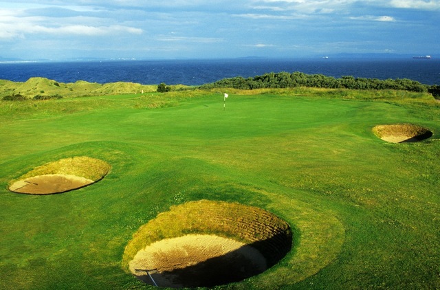 Gullane Golf Club - hole 1