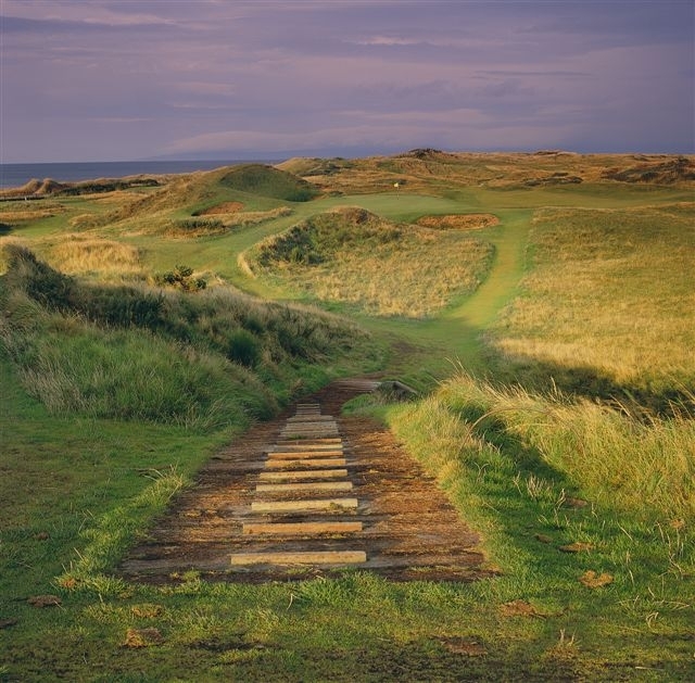 Royal Troon golf course - hole 8 - Postage Stamp