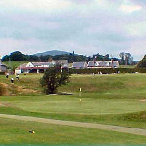 Glencorse Golf Club - 1st Green