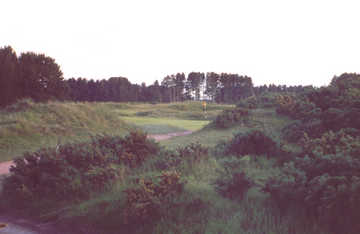 Monifieth Golf Links - Medal course's 14th green ( Photo by Kiel Christianson )