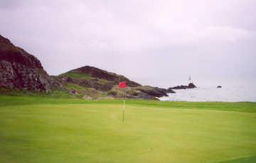Elie Golf House Club - 10th green ( Photo by Kiel Christianson )