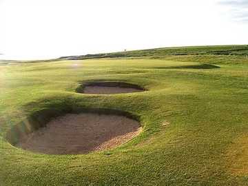 Reay Golf Club: 9th green from the 10th tee